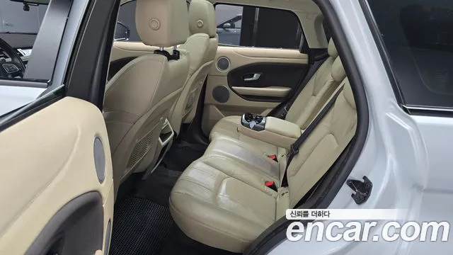 Land Rover Range Rover Evoque 2016 thumb 12