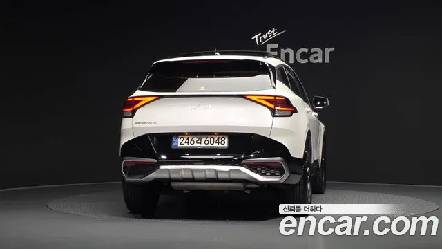 Kia Sportage 2022 thumb 3