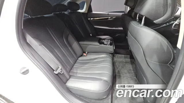 Genesis G80 2022 thumb 12