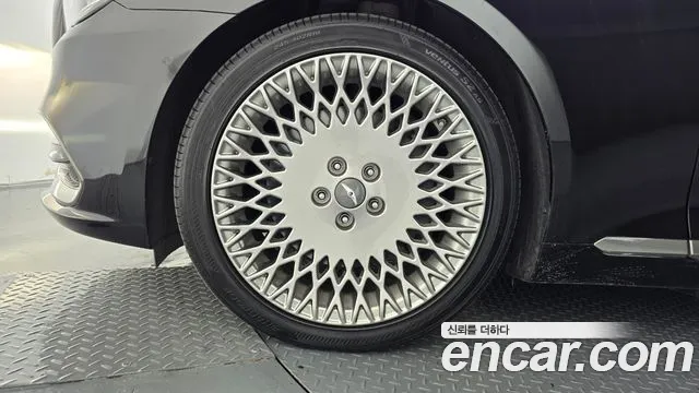 Genesis G80 2020 thumb 4