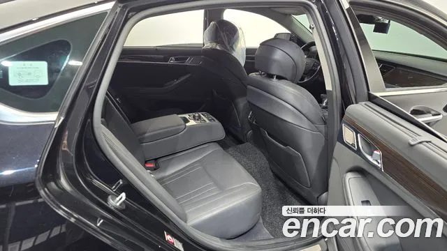 Genesis G80 2020 thumb 10