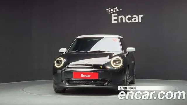 MINI Hatch 2024 thumb 3