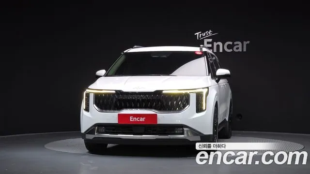 Kia Carnival 2024 thumb 3