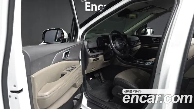 Kia Carnival 2024 thumb 10