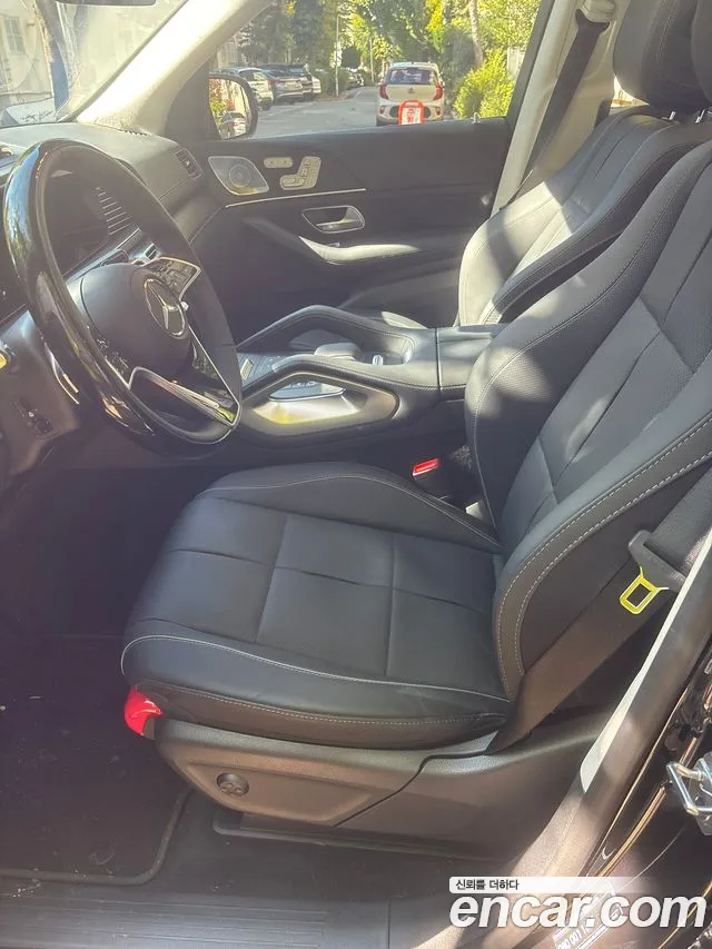 Mercedes-Benz GLE 2026 thumb 10