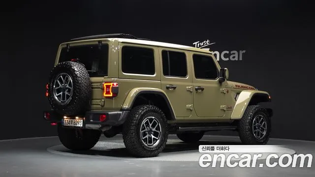 Jeep Wrangler 2025 thumb 2