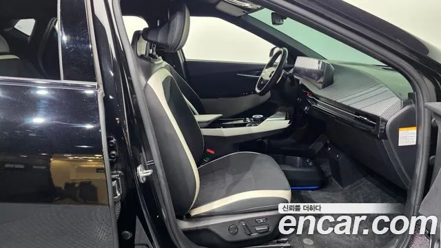 Kia EV6 2022 thumb 11
