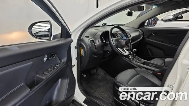 Kia Sportage 2013 thumb 10