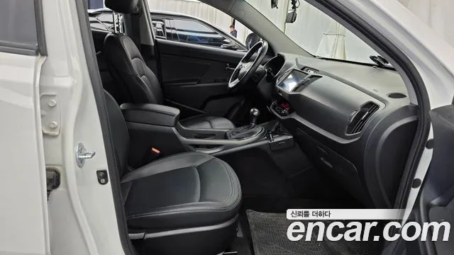 Kia Sportage 2013 thumb 11