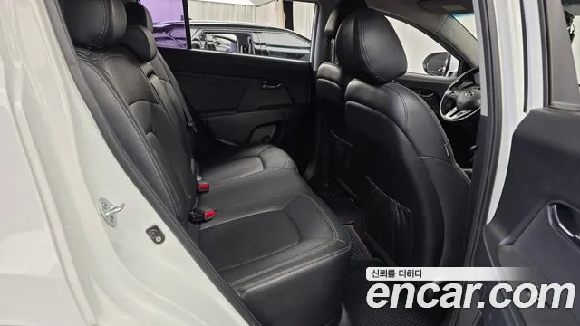 Kia Sportage 2013 thumb 12