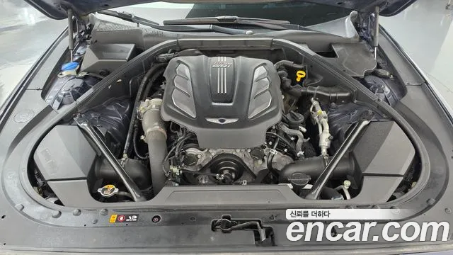 Genesis G80 2019 thumb 6
