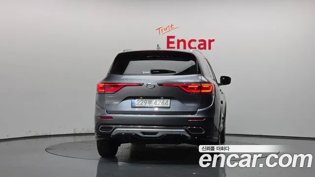 Renault-KoreaSamsung Koleos 2022 thumb 4