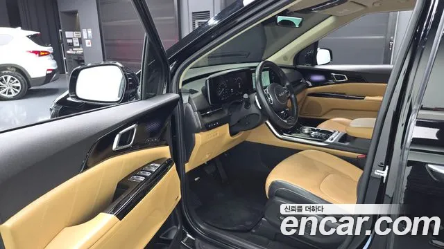 Kia Carnival 2021 thumb 10