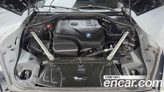 BMW Z4 2019 thumb 6