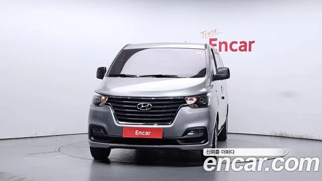 Hyundai Starex 2018 thumb 3
