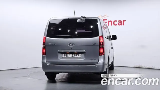 Hyundai Starex 2018 thumb 4