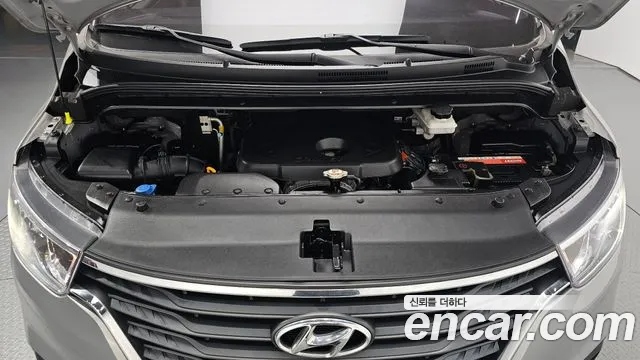 Hyundai Starex 2018 thumb 6