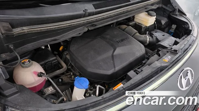 Hyundai Staria 2021 thumb 6