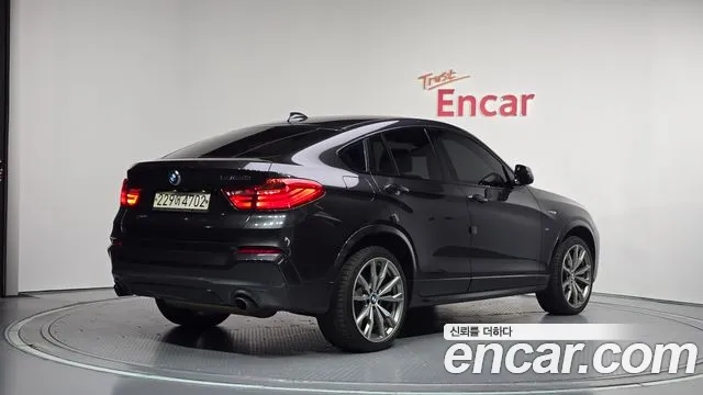 BMW X4 2016 thumb 2