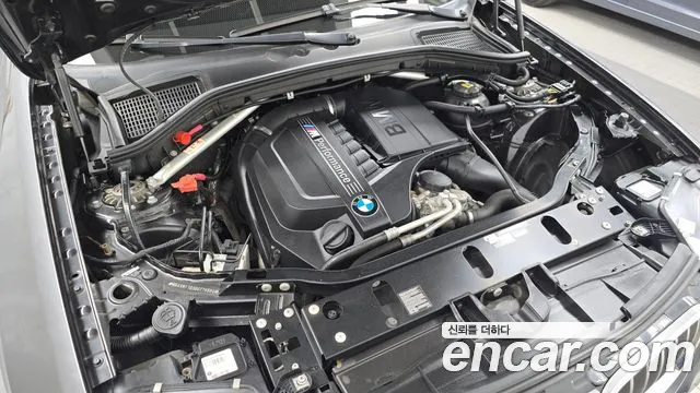 BMW X4 2016 thumb 6