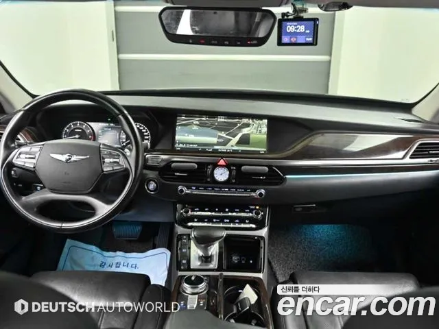 Genesis G90 2016 thumb 7