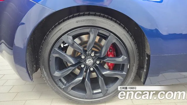 Nissan 370Z 2016 thumb 5