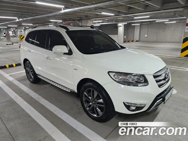 Hyundai Santa Fe 2011 thumb 8