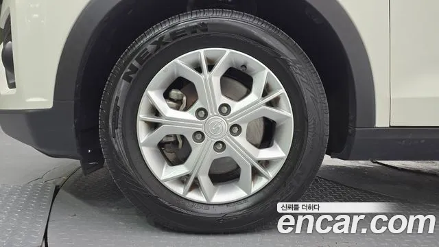 KG_Mobility_Ssangyong TIBOLI 2023 thumb 5