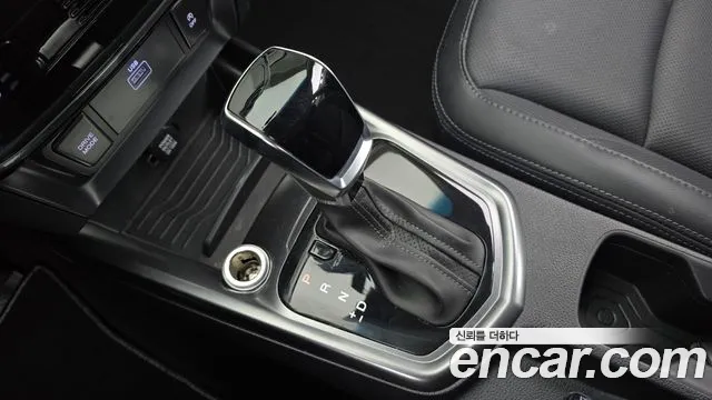 KG_Mobility_Ssangyong TIBOLI 2023 thumb 9