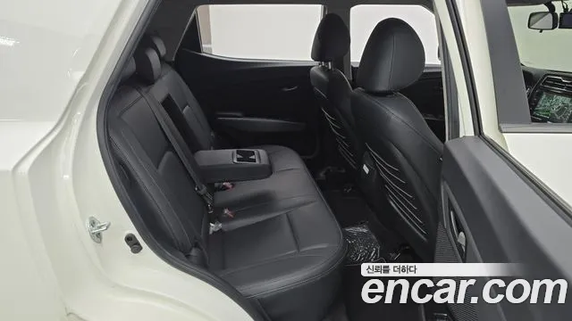 KG_Mobility_Ssangyong TIBOLI 2023 thumb 12