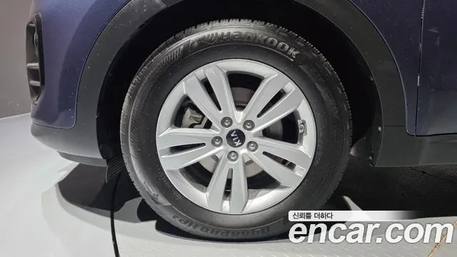 Kia Sportage 2018 thumb 5