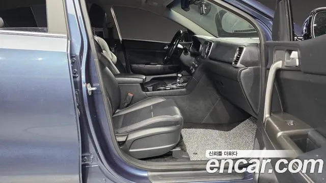 Kia Sportage 2018 thumb 11