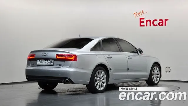 Audi A6 2012 thumb 2