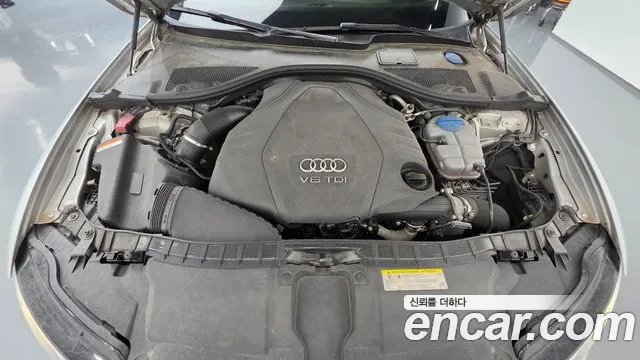 Audi A6 2012 thumb 6