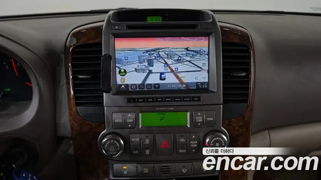 Kia Carnival 2013 thumb 12
