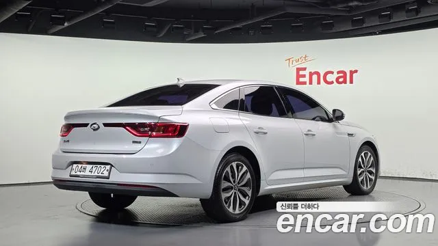 Renault-KoreaSamsung Megane 2016 thumb 2