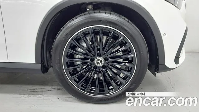 Mercedes-Benz GLC 2026 thumb 5