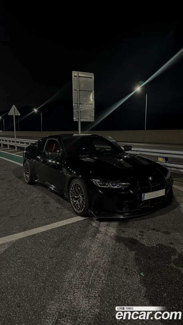 BMW M4 2023 thumb 4