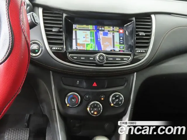 ChevroletGMDaewoo Tracker 2017 thumb 10