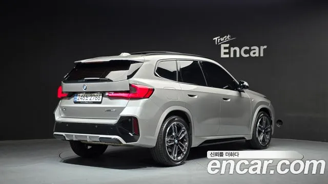 BMW X1 2024 thumb 2