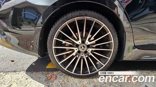Mercedes-Benz CLS-Class 2020 thumb 6