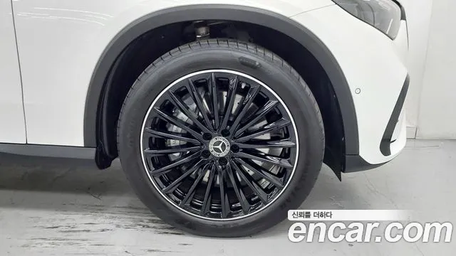 Mercedes-Benz GLC 2026 thumb 5