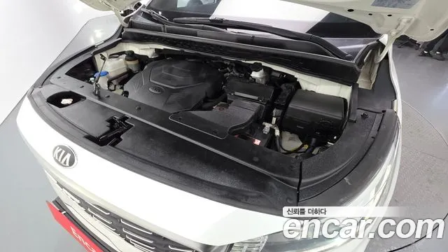 Kia Carnival 2018 thumb 6