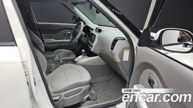 Kia Soul 2017 thumb 12