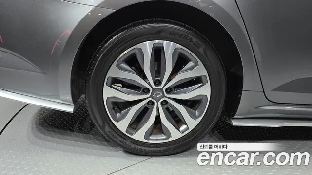 Renault-KoreaSamsung Megane 2017 thumb 5
