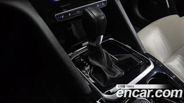 Renault-KoreaSamsung Megane 2017 thumb 9