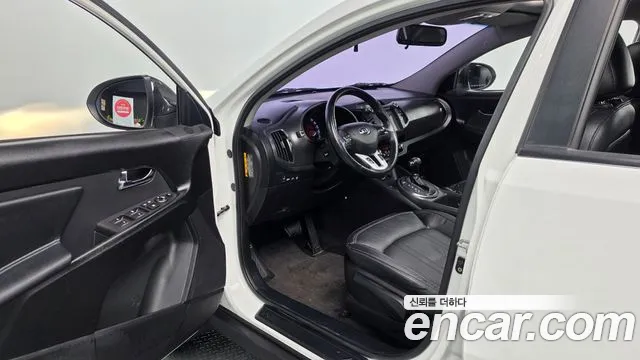 Kia Sportage 2013 thumb 10
