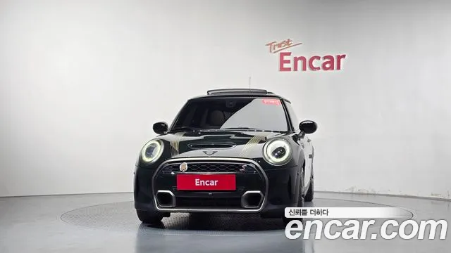 MINI Hatch 2022 thumb 2