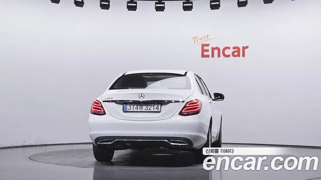 Mercedes-Benz C-Класс 2014 thumb 4
