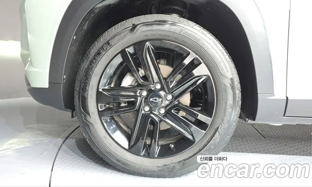 ChevroletGMDaewoo Tracker 2023 thumb 5